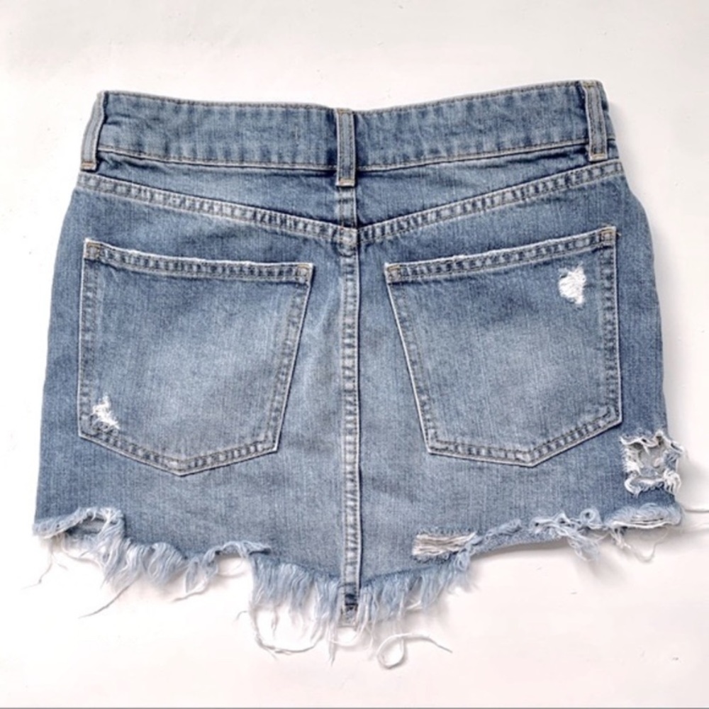 Free People Wild Rose Embroidered Denim Mini Skirt Size 24 / XS - Picture 9 of 16